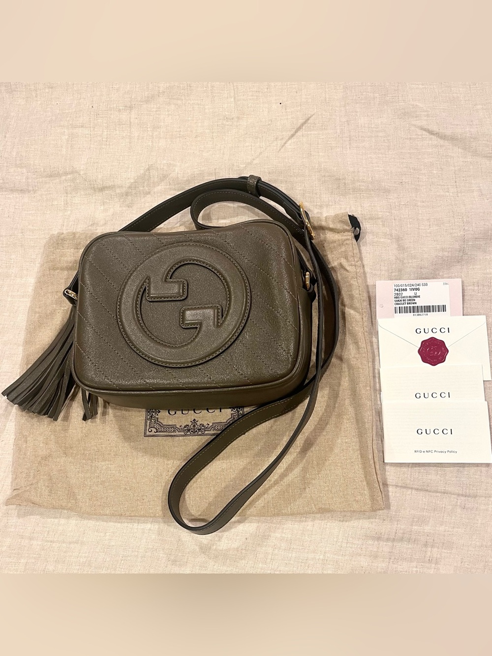 Gucci $2300 Blondie Quilted Crossbody Camera Bag 742360